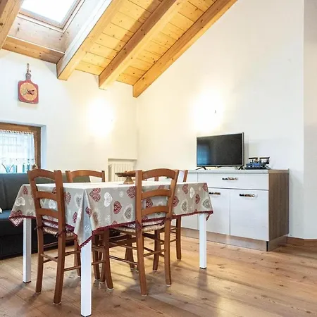 Apartman Mansarda In A Borca Di Cadore Villanova (Belluno)