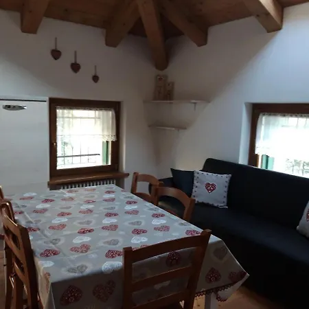 Apartment Mansarda 4 Posti Letto In A Borca Di Cadore Villanova (Belluno)